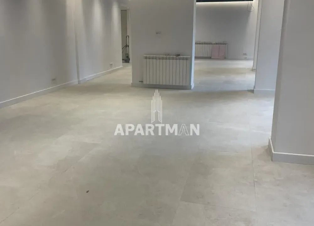 Sale, office space, 122m², Kalenić Pijaca, Vračar Sve Podlokacije