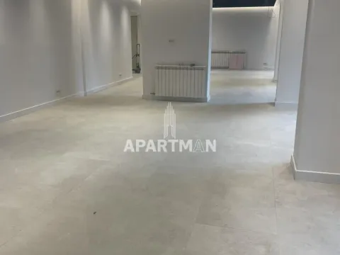 Sale, office space, 122m², Kalenić Pijaca, Vračar Sve Podlokacije
