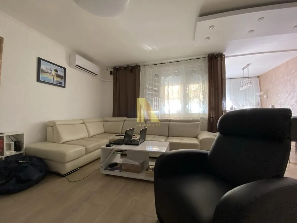 Prodaja, četvorosoban stan, 71m², Liman 2, Novi Sad Sve Podlokacije