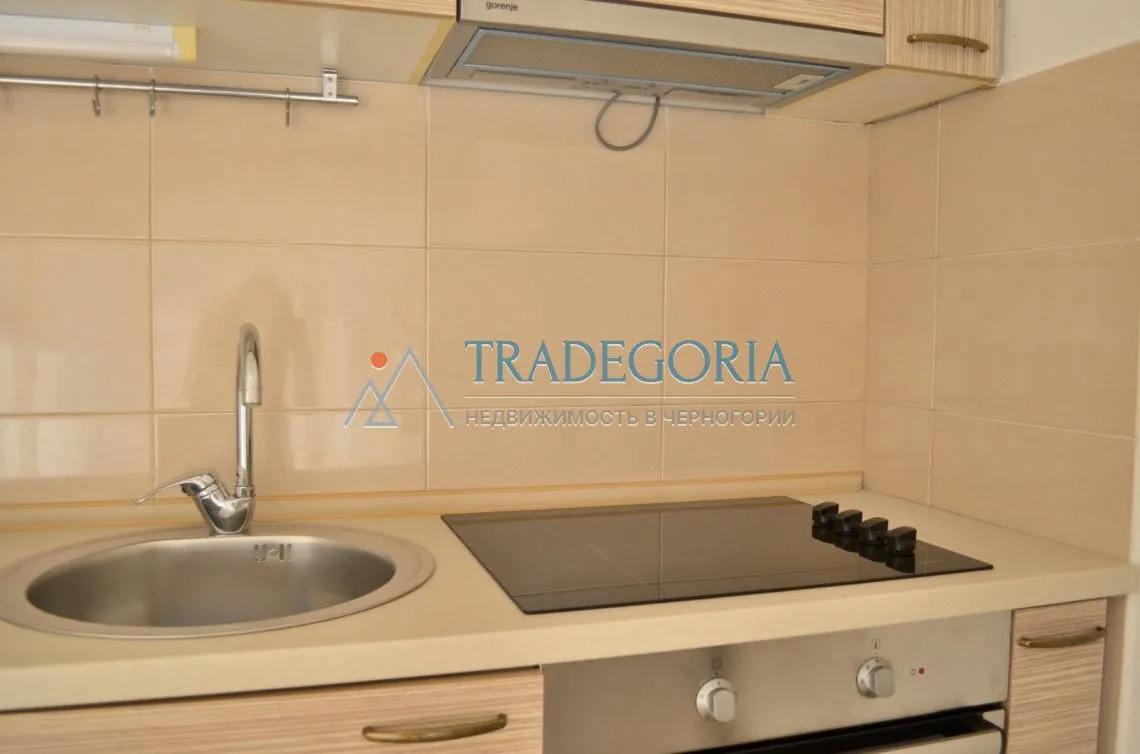 Prodaja, dvosoban stan, 68m², Dobra Voda, Bar