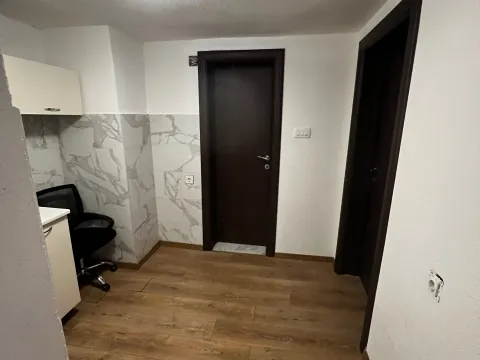 Prodaja, dvosoban stan, 60m², Centar, Podgorica - image 4