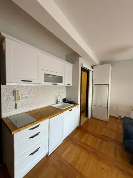 Rent, one bedroom apartment, 43m², Bečići, Budva - image 8