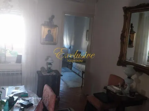 Sale, four bedroom apartment, 105m², Stari Grad, Beograd - image 9
