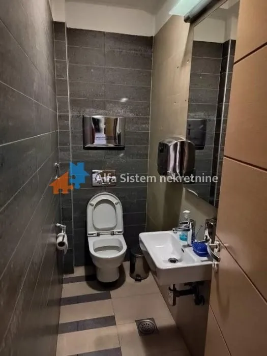 Rent, office space, 210m², Stari Grad, Beograd