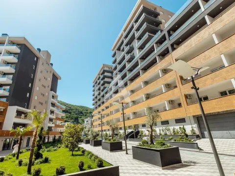Rent, one bedroom apartment, 43m², Budva, Crna Gora - image 16