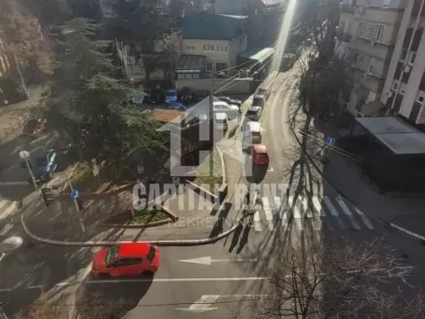 Izdavanje, dvosoban stan, 51m², Kalenić Pijaca, Vračar Sve Podlokacije - image 8