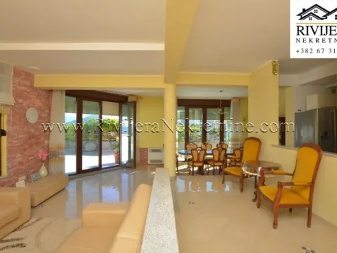 Prodaja, kuća, 245m², Njivice, Herceg Novi - image 10