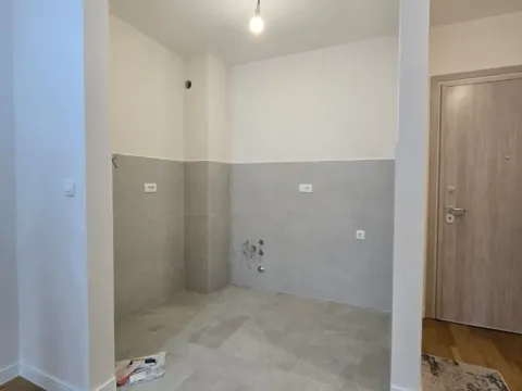 Sale, one bedroom apartment, 40m², Central Point, Podgorica - image 5