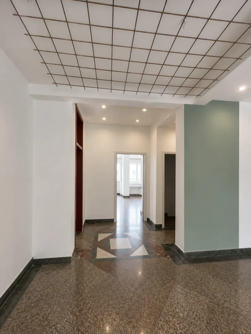 Izdavanje, poslovni prostor, 120m², Centar, Podgorica