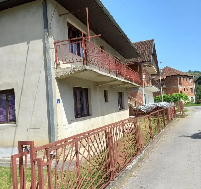 Sale, house, 220m², Bijelo Polje, Crna Gora