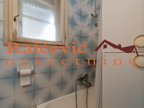 Sale, three bedroom apartment, 65m², Kalenić Pijaca, Vračar Sve Podlokacije - image 17