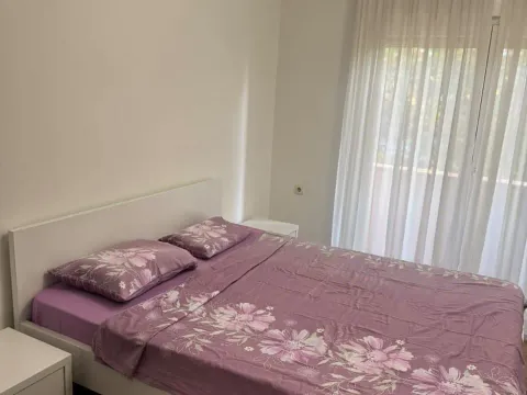 Izdavanje, jednosoban stan, 43m², Centar, Podgorica - image 7