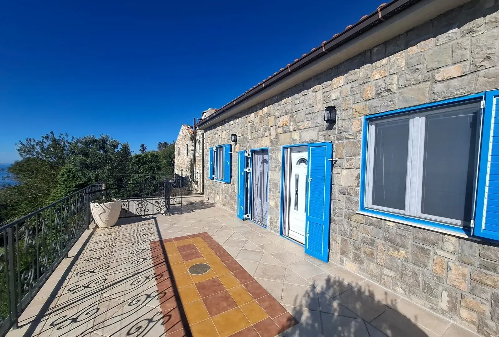Prodaja, kuća, 116m², Reževići, Budva