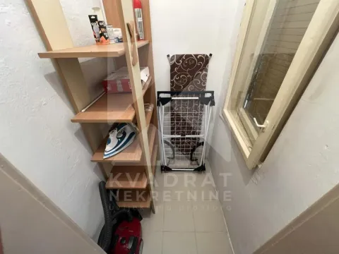Izdavanje, jednosoban stan, 76m², Centar, Podgorica - image 10