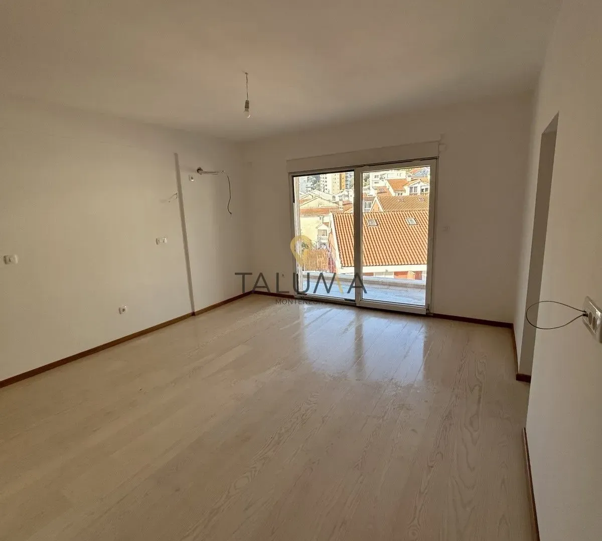 Sale, three bedroom apartment, 80m², Centar, Budva