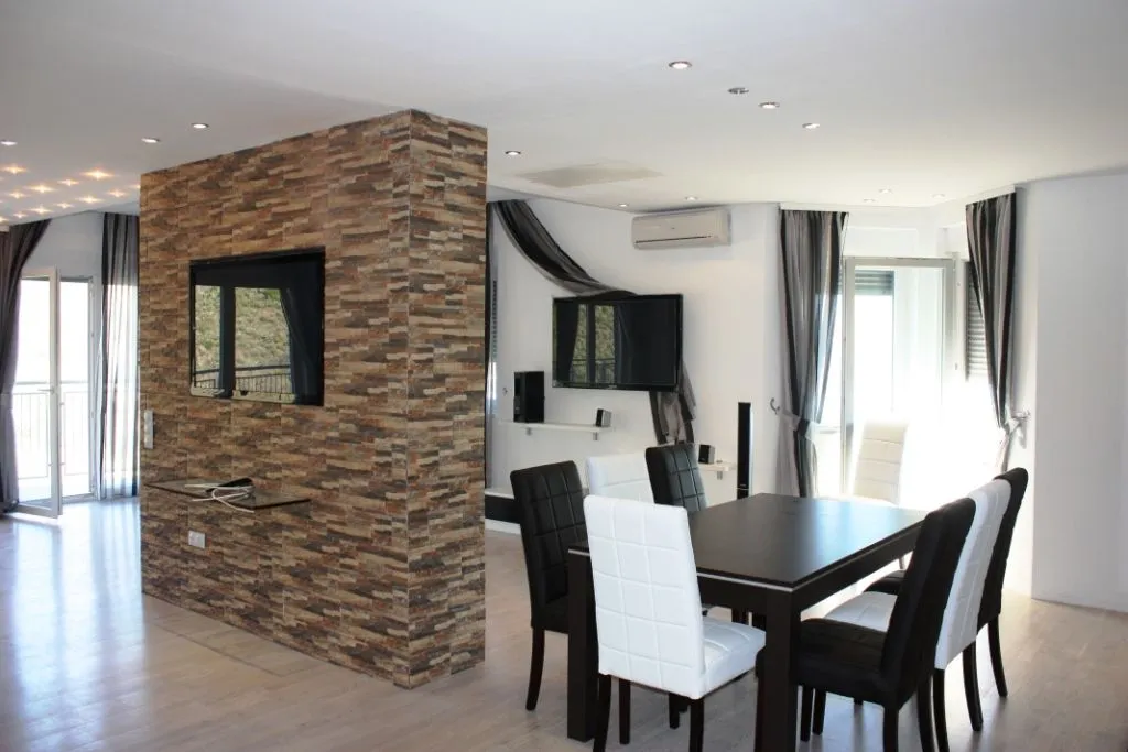 Prodaja, stan, 250m², Bečići, Budva