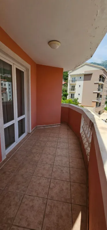 Sale, two bedroom apartment, 62m², Bečići, Budva