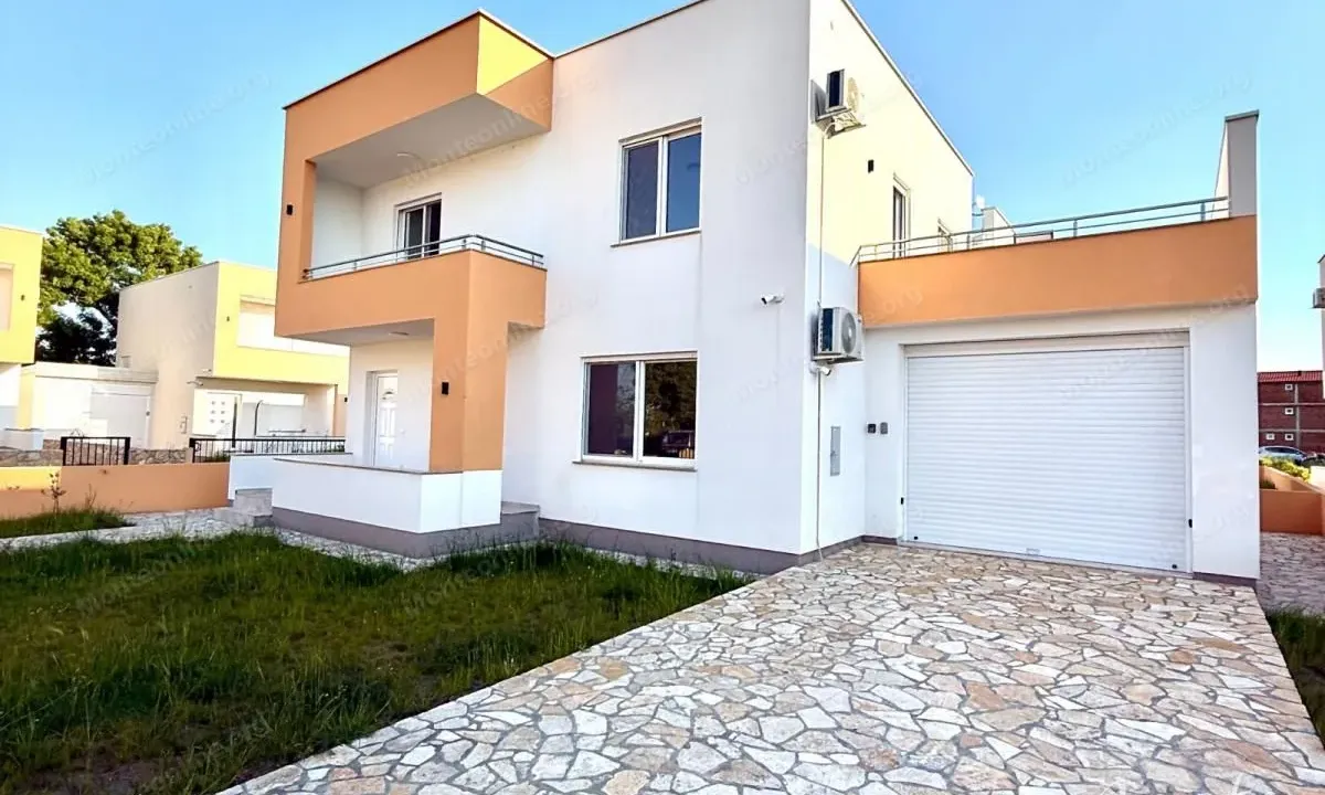 Prodaja, kuća, 160m², Donji Štoj, Ulcinj