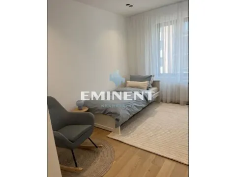 Izdavanje, četvorosoban stan, 112m², Stari Grad, Beograd - image 13