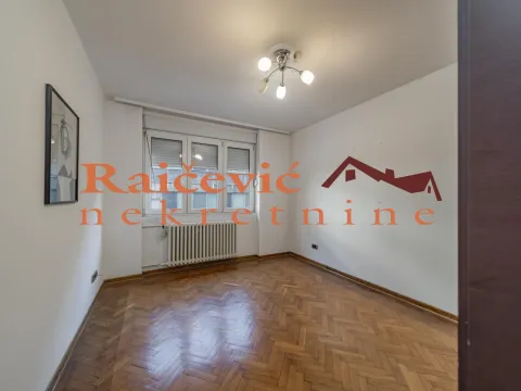 Sale, three bedroom apartment, 64m², Kalenić Pijaca, Vračar Sve Podlokacije - image 15