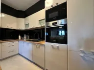 Prodaja, dvosoban stan, 77m², New City, Podgorica - image 5