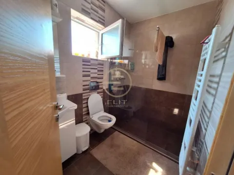 Prodaja, kuća, 219m², Veternička rampa, Novi Sad Sve Podlokacije - image 23