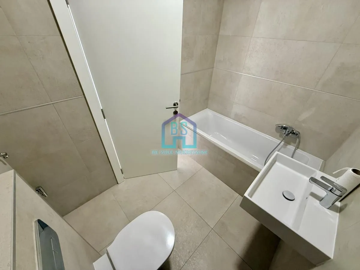 Prodaja, trosoban stan, 72m², Alibegovac, Petrovaradin