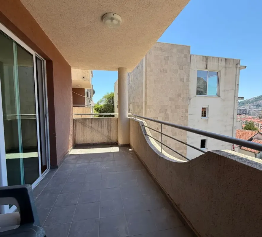 Sale, one bedroom apartment, 53m², Podkošljun, Budva