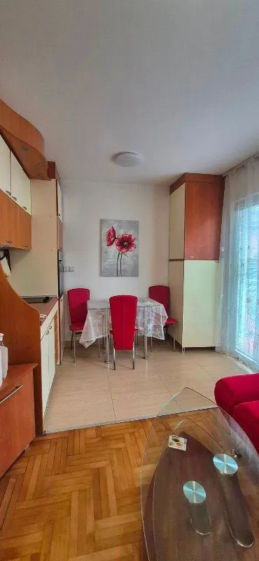 Rent, two bedroom apartment, 32m², Šumice, Beograd