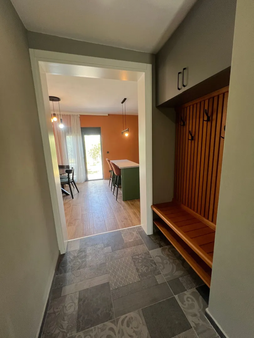 Rent, house, 90m², Tomba, Bar