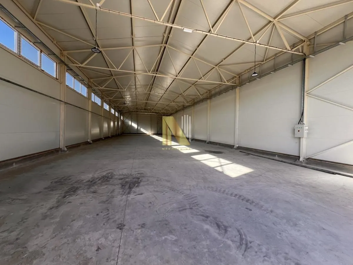 Rent, office space, 600m², Temerin, Novi Sad