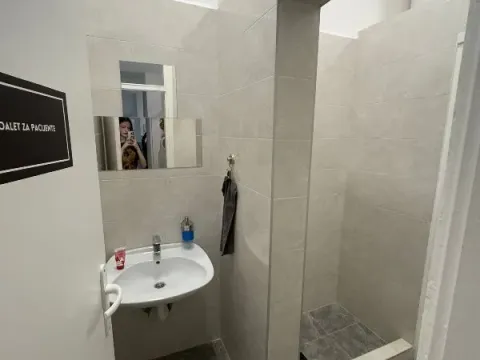 Rent, office space, 136m², Banovo Brdo, Beograd - image 14