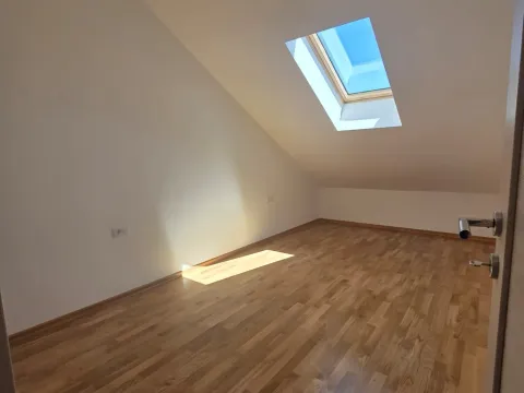 Prodaja, jednosoban stan, 46m², Zabjelo, Podgorica - image 2