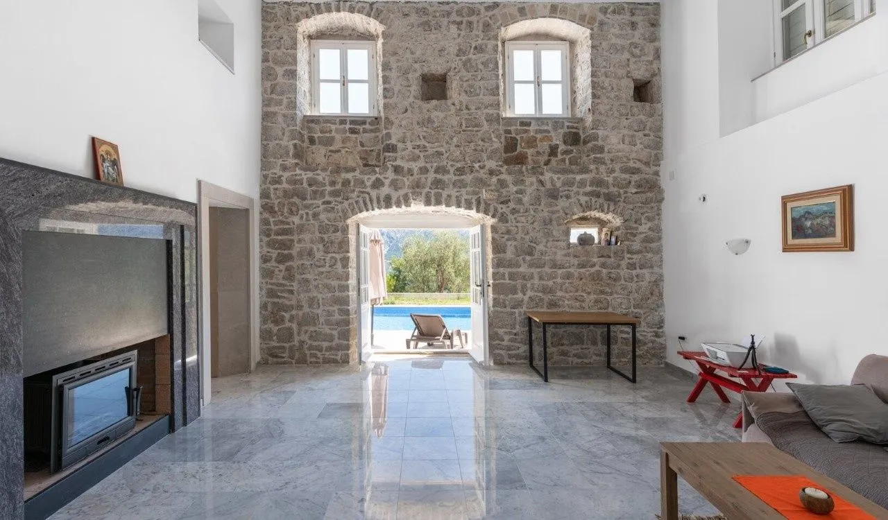 Prodaja, kuća, 800m², Prčanj, Kotor