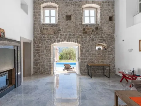 Sale, house, 800m², Prčanj, Kotor - image 4