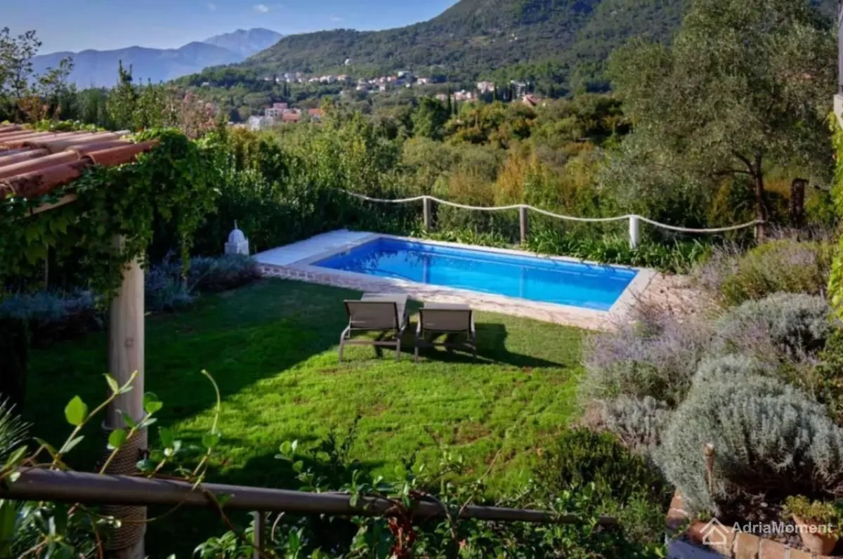 Sale, house, 92m², Kavač, Kotor