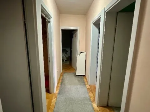 Sale, four bedroom apartment, 92m², Centar, Podgorica - image 2