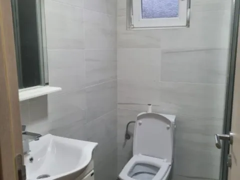 Izdavanje, jednosoban stan, 35m², Krivi Most, Podgorica - image 7