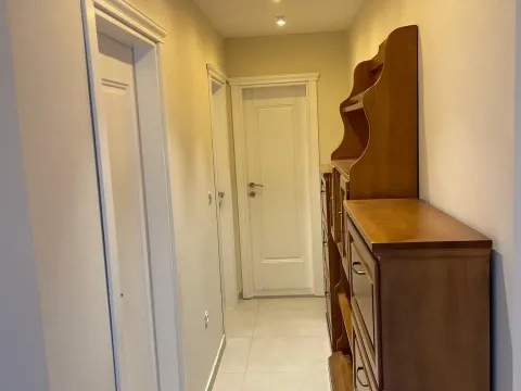 Rent, two bedroom apartment, 60m², Škaljari, Kotor - image 5