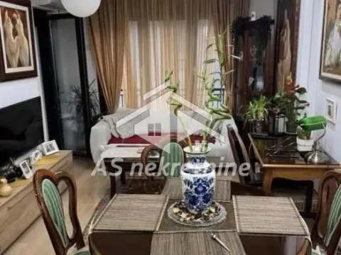 Izdavanje, dvosoban stan, 45m², Stari Grad, Beograd - image 2