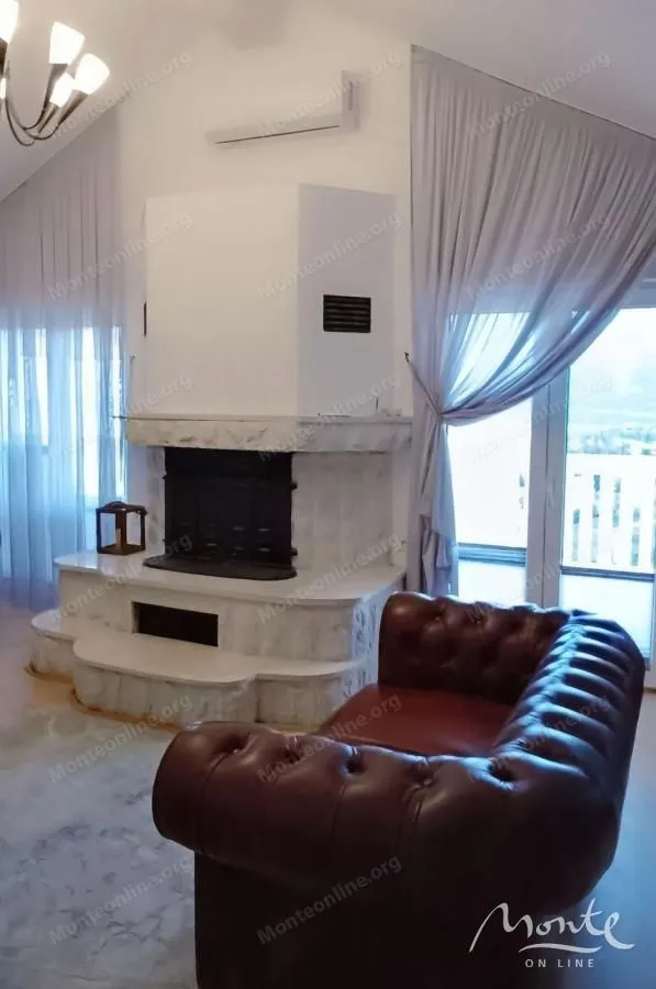 Prodaja, trosoban stan, 131m², Igalo, Herceg Novi