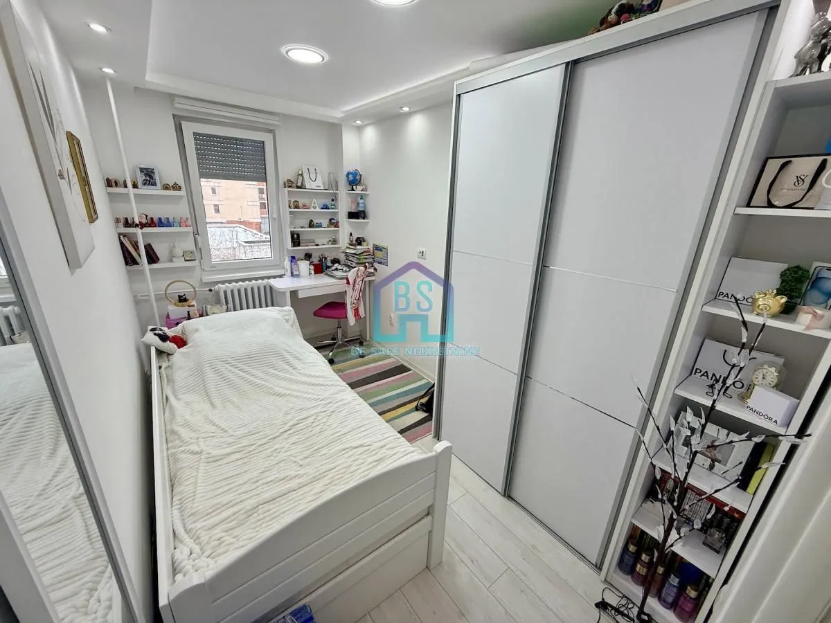 Prodaja, dvosoban stan, 55m², Novo naselje, Novi Sad
