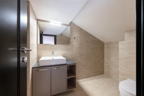 Sale, one bedroom apartment, 86m², Podkošljun, Budva - image 13