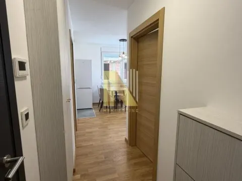 Izdavanje, jednosoban stan, 40m², Bulevar Evrope, Novi Sad Sve Podlokacije - image 9
