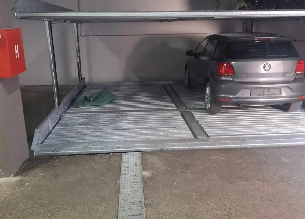 Prodaja, parking/garaža, 12m², Zemun Gornji Grad, Zemun Sve Podlokacije