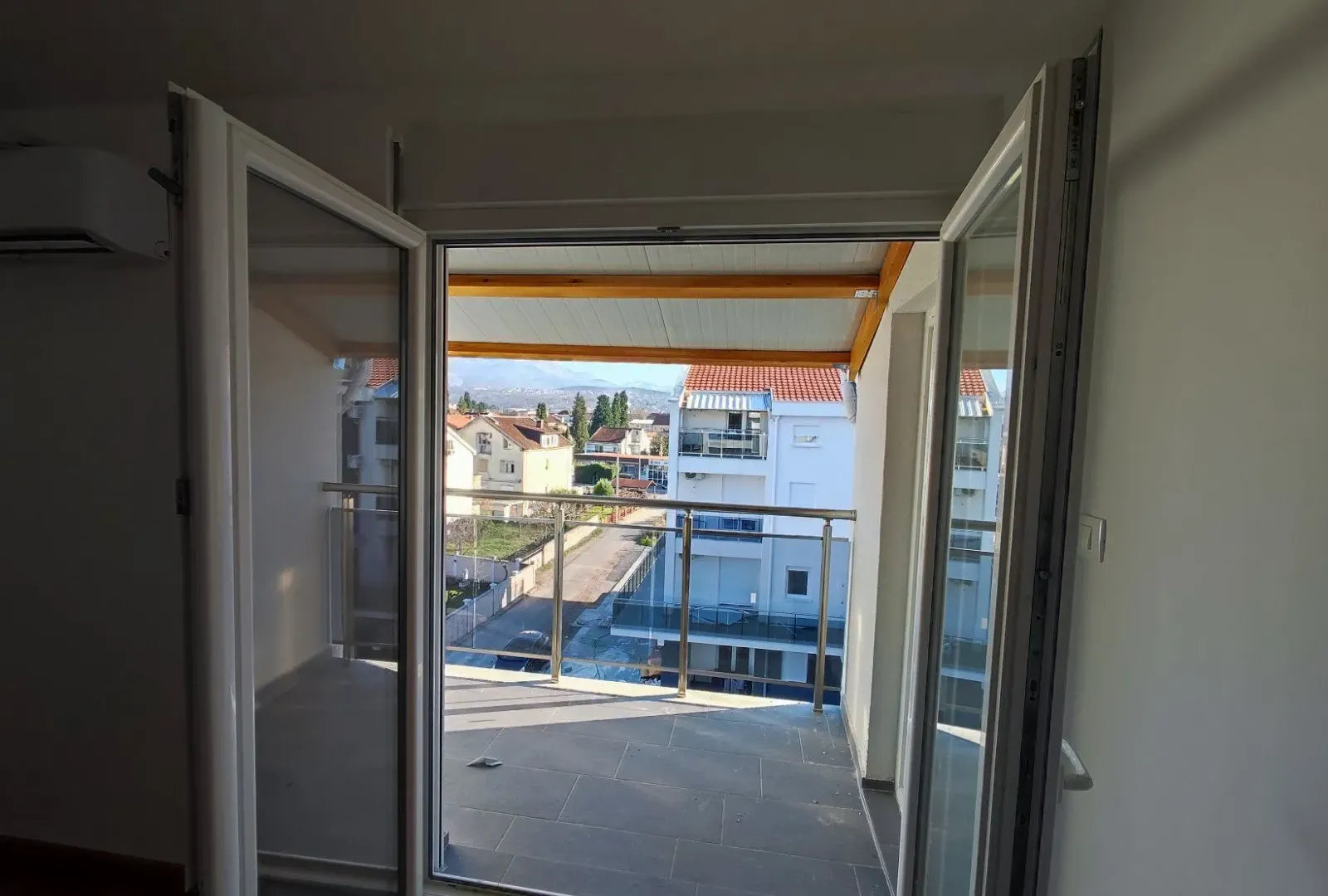 Rent, one bedroom apartment, 42m², Zagorič, Podgorica