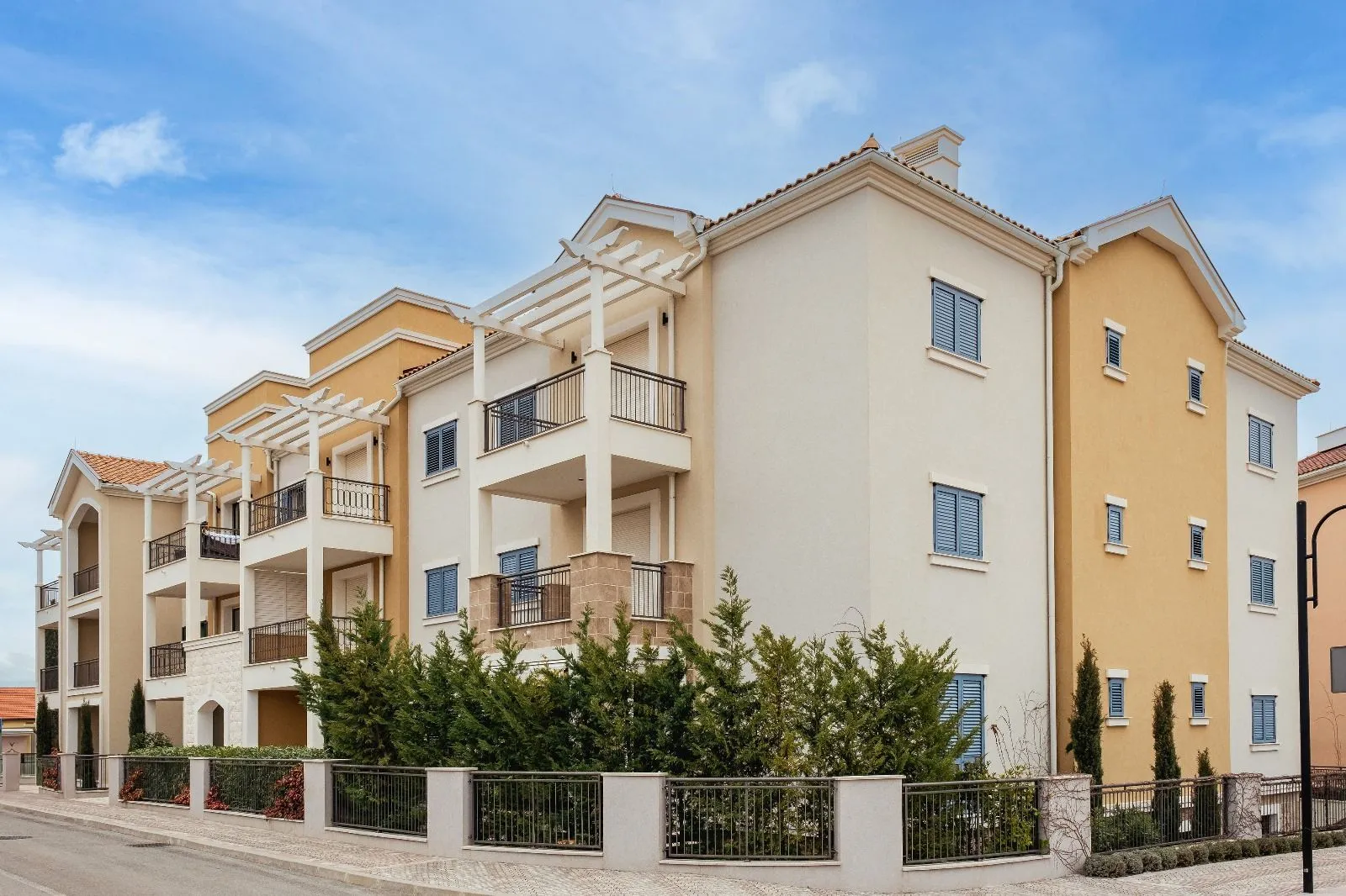 Prodaja, dvosoban stan, 98m², Luštica, Tivat
