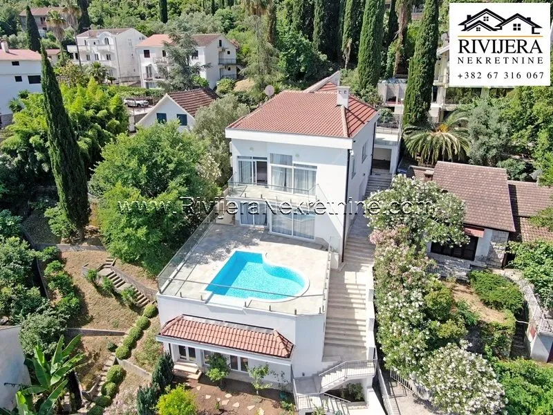 Prodaja, kuća, 285m², Njivice, Herceg Novi