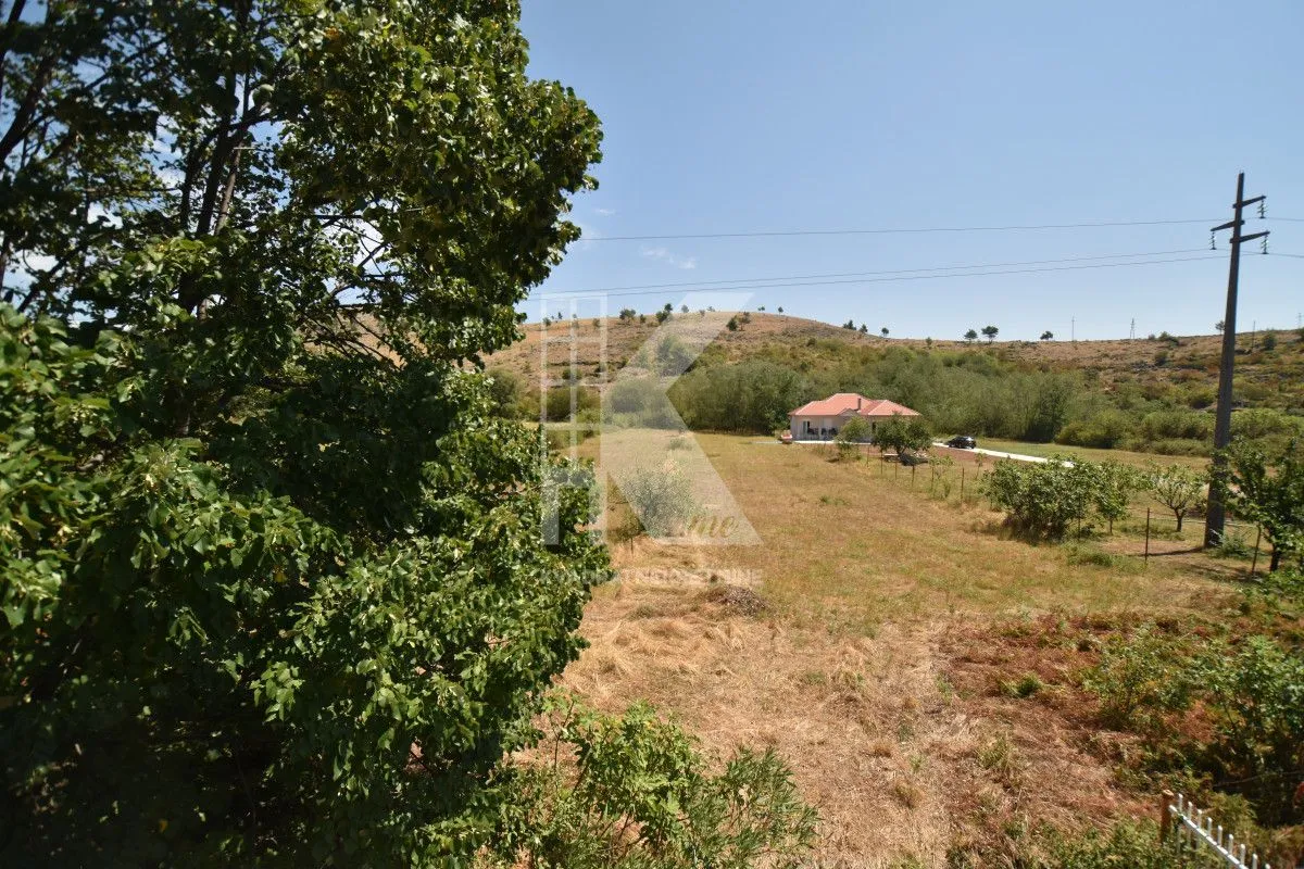 Sale, house, 240m², Dahna, Podgorica