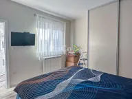 Rent, house, 200m², Zelenika, Herceg Novi - image 8